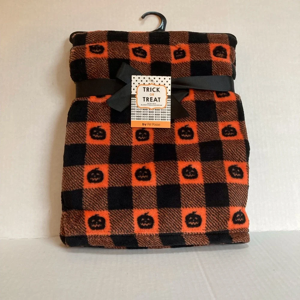 Halloween Pet Blanket NWT